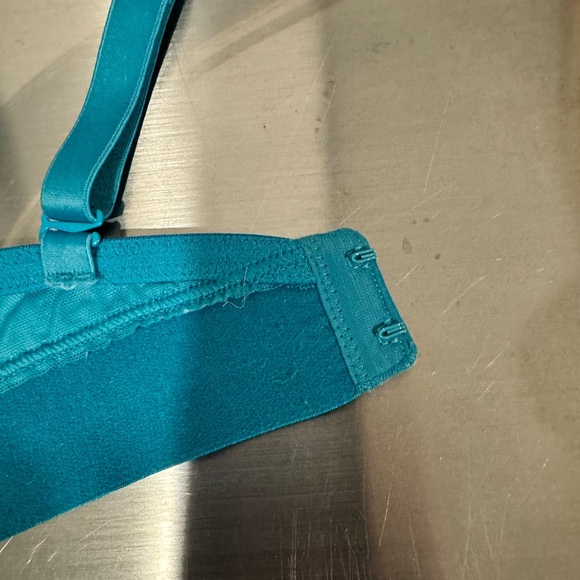 Set of two Pink by Victoria Secret Wear Everywhere Push-up Bras - Picture 10 of 16